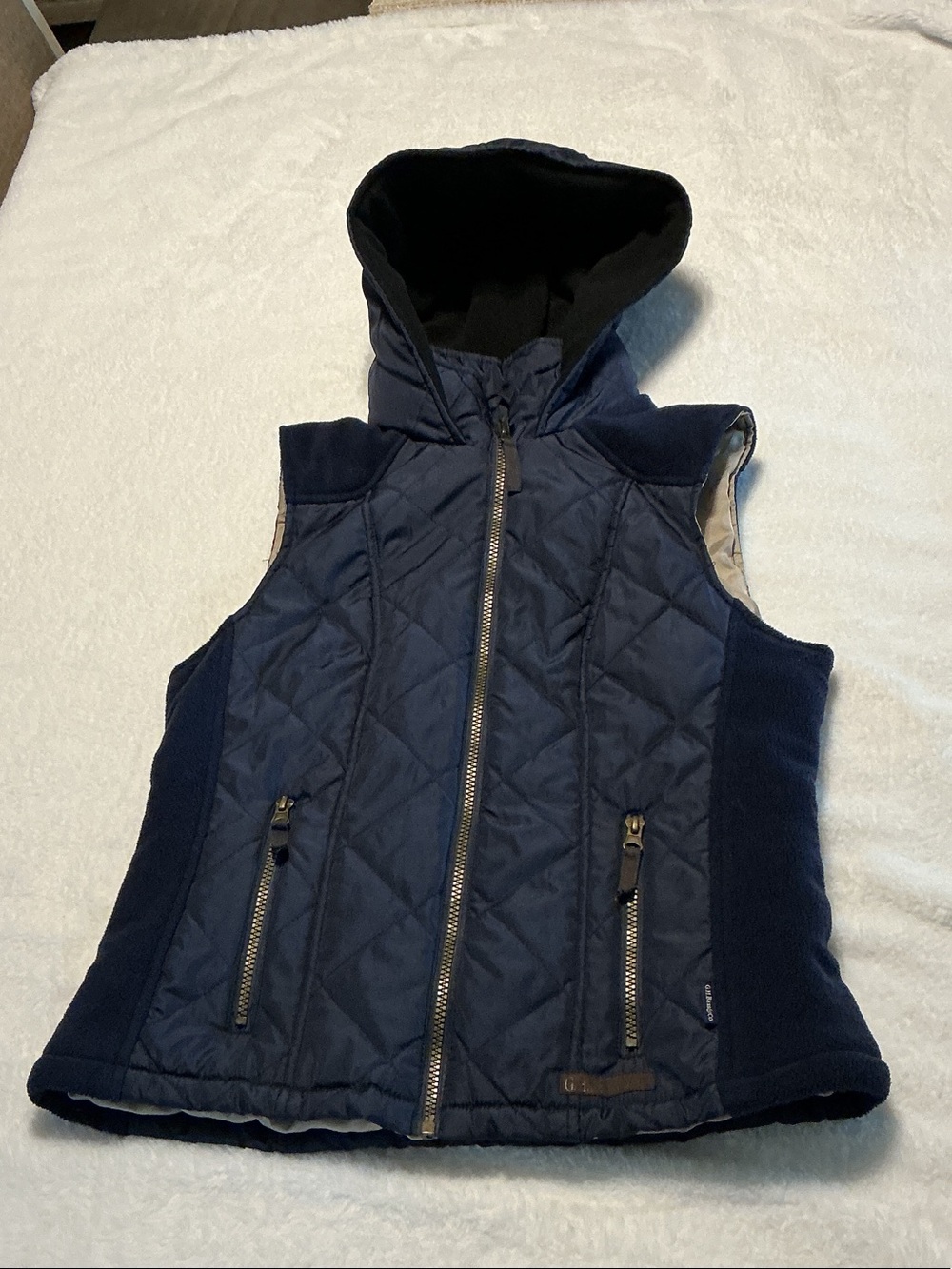 G.H. Bass & Co. Quilted Hooded Vest in Navy